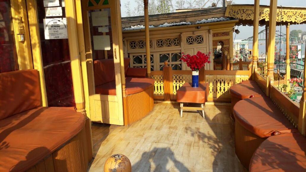 Hotel Houseboat Plato Excellence Srīnagar Exteriér fotografie