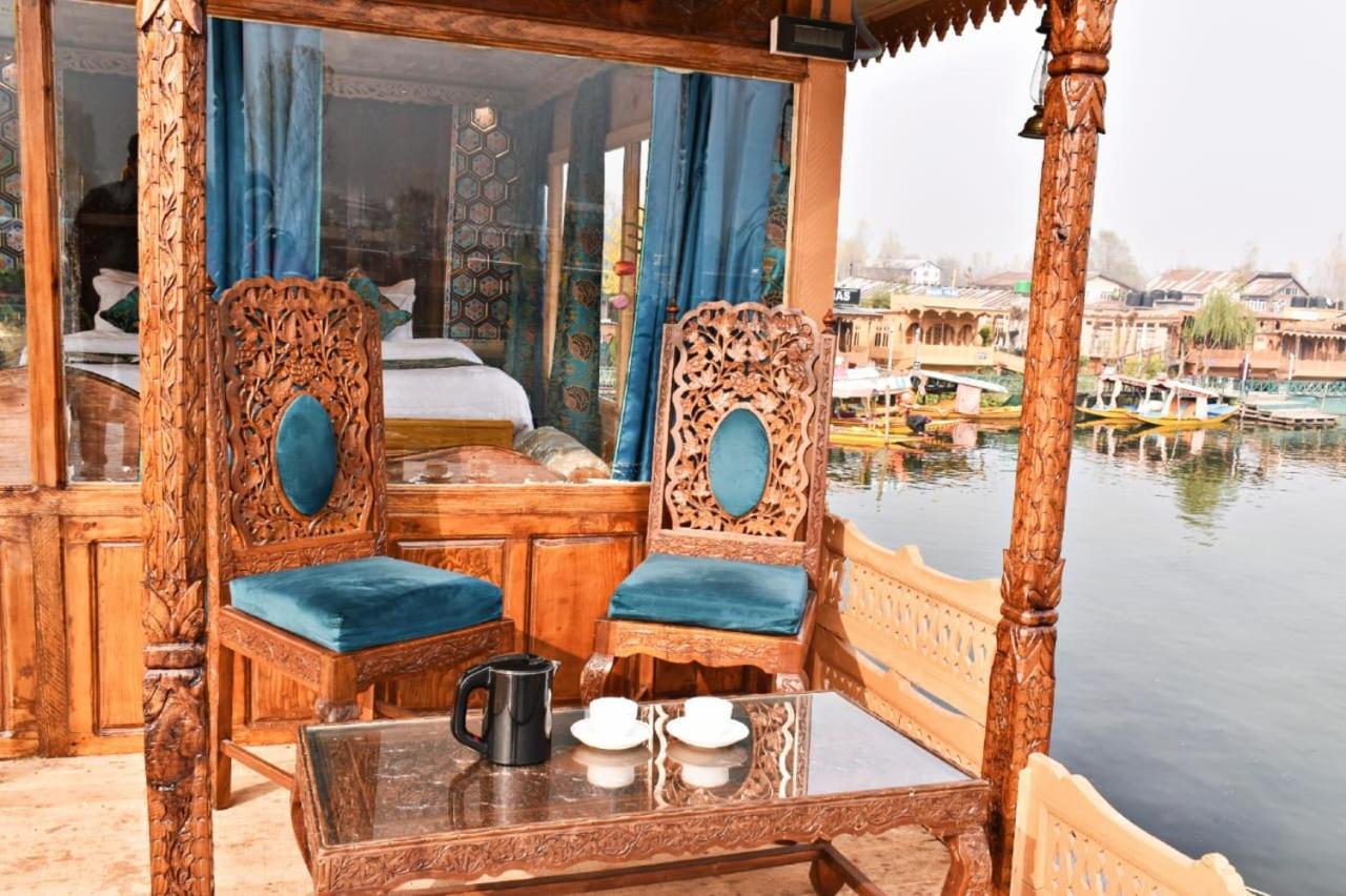 Hotel Houseboat Plato Excellence Srīnagar Exteriér fotografie